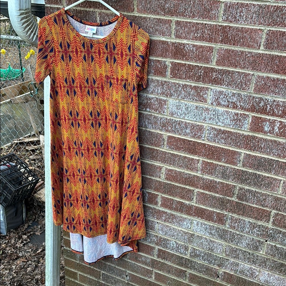 LuLaRoe Red and Orange Black Pattern Carly SS Dress High Low Midi Geometric XXS